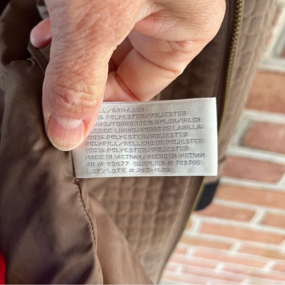 Worthington, black and tan quilted car coat zip up with hood size: small - Picture 4 of 14